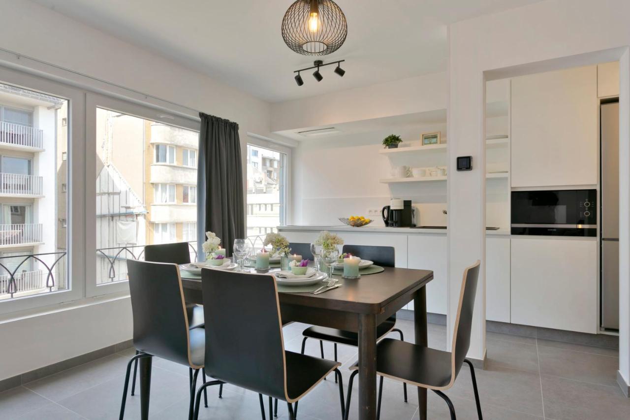 Charming Family Apartment Near The Beach De Panne Buitenkant foto